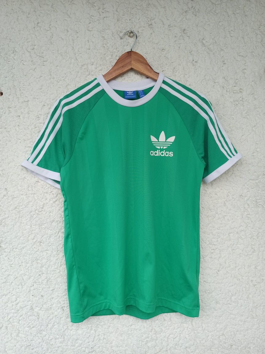 Футболка Adidas s з полосами на рукавах Адідас originals