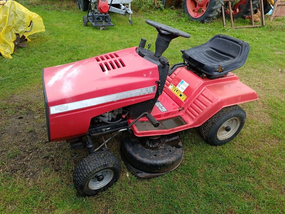 Traktorek kosiarka Jonsered LR11
