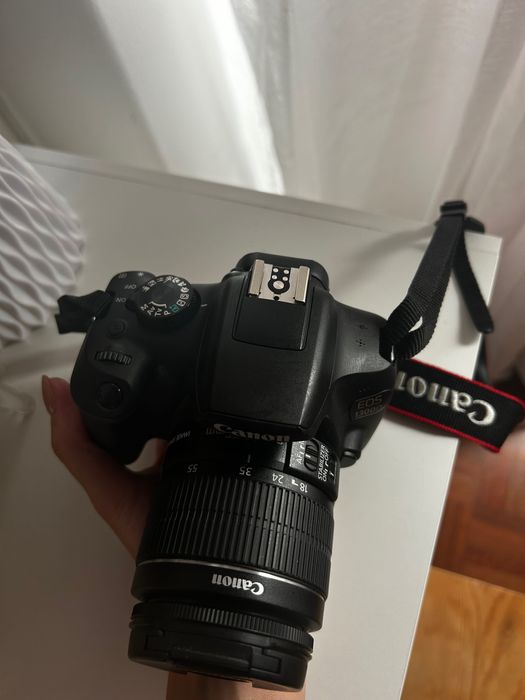 Máquina fotográfica  CANON EOS 1300D