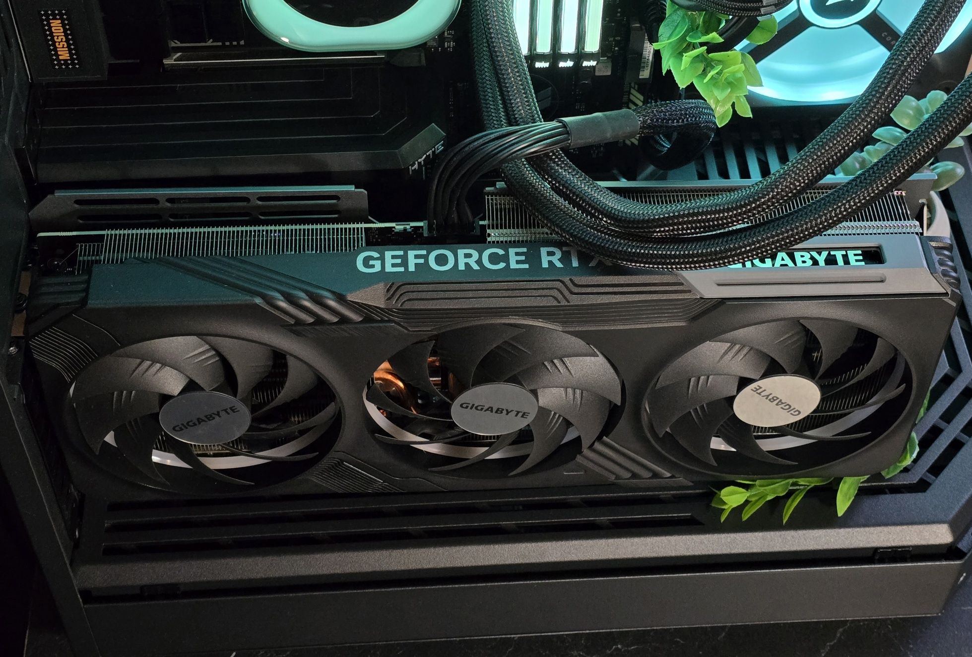 Karta graficzna Gigabyte GeForce RTX 4070 Ti Gaming OC 12GB GWARANCJA