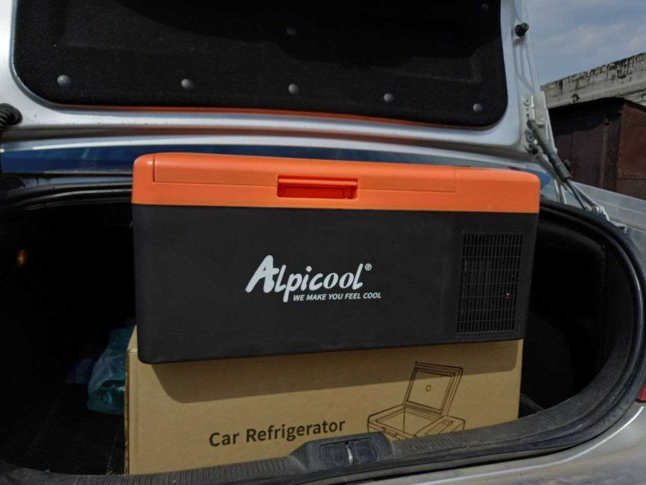 Компрессорный автохолодильник Alpicool 15 л до -20 C. 12,24,220 в