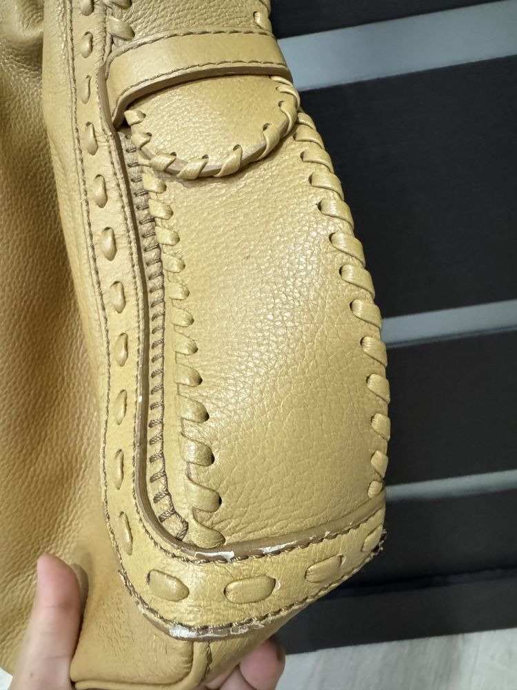 Продам кожаную сумку Jimmy Choo!