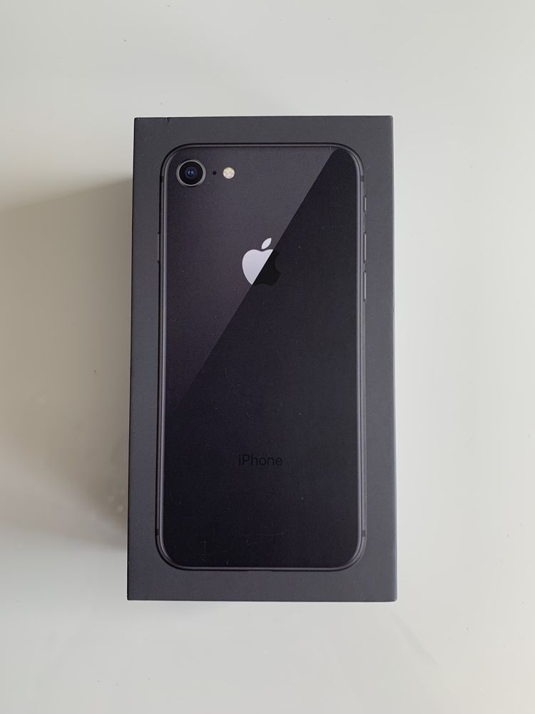 iPhone 8 64GB Space Gray kartonik pudełko