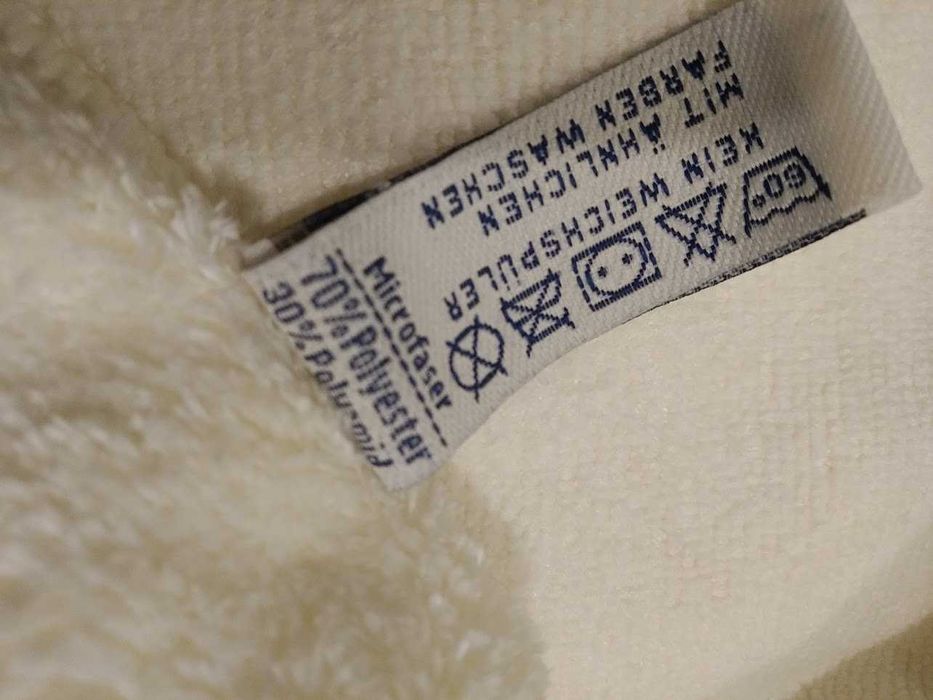 Trzy ściereczki z mikrofibry do sprzątania gładkich powierzchni