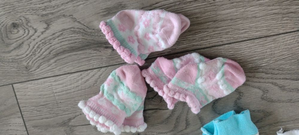 Czapka i łapki nie drapki/skarpetki niemowlęce