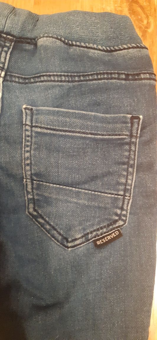 Spodnie jeansy rurki Reserved 98