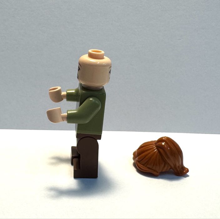 LEGO Jurassic World jw021 Claire figurka 75930, 10758, 75935