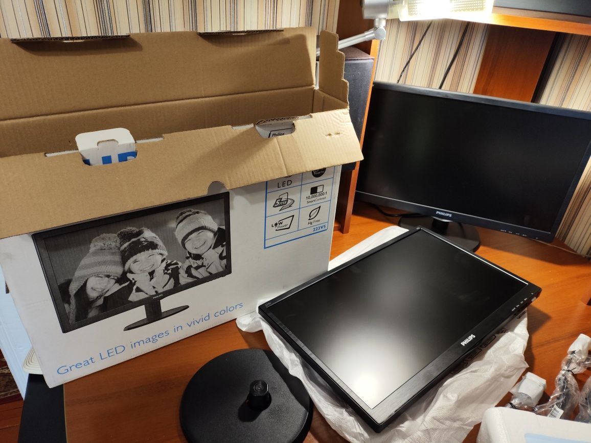 Монітор Philips V223 Full HD 21.5"