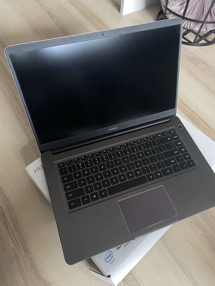 Huawei MateBook D