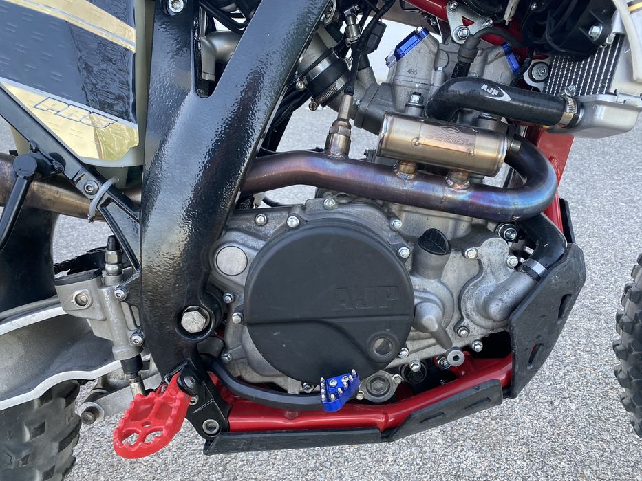 AJP PR5 250 LC - como nova