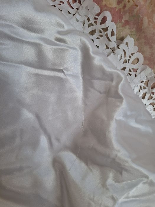 Rożek, becik biały do chrztu