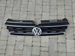 Решітка радіатора VW Tiguan 2016-2023р.