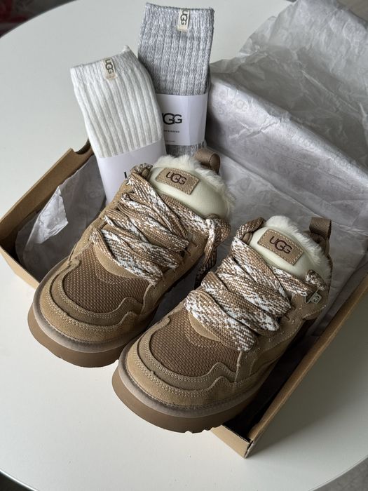 UGG Lowmel Sand