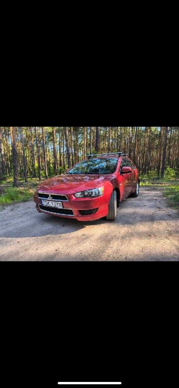 Mitsubishi Lancer, salon Polska