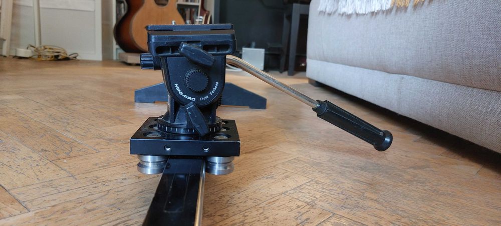 Slider slidekamera s 980 basic z głowicą Velbon ph-368