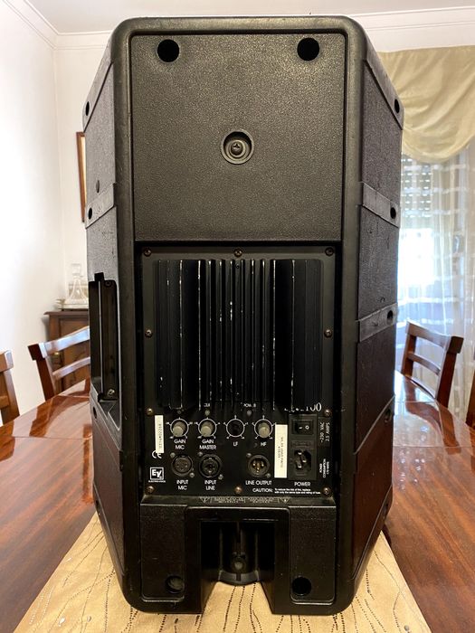 Electro voice  par colunas activas