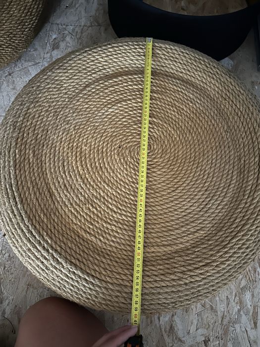 Pufy ogrodowe ze sznurka na oponie