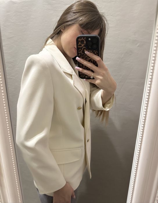 Красивый нарядный белый жакет пиджак размер М