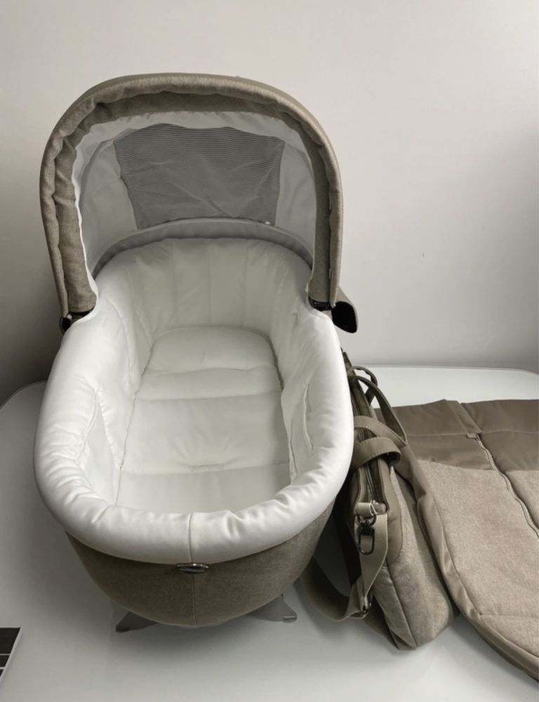 Gondola Peg Perego Navetta Elite Team Cream + torba