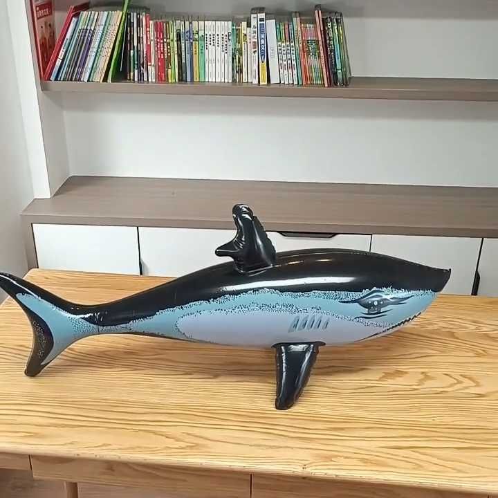 Fajny dmuchany rekin długości 85 cm (nowy)