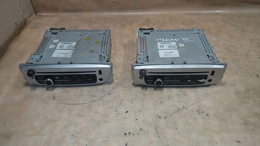 ) Megane III radio fabryczne