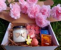 Box prezentowy-świeca sojowa, mydełka lub woski zapachowe