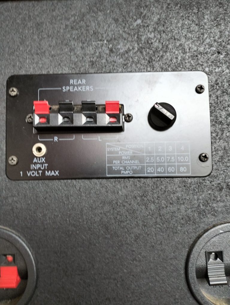 Spr,edam. Subufer aktywny intersoundą