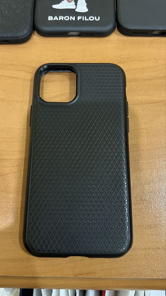 Чехол Spigen 11pro