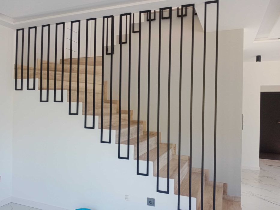 balustrady wewnętrzne i zewnętrzne