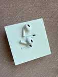 Prawa lub lewa słuchawka AirPod 3 Apple