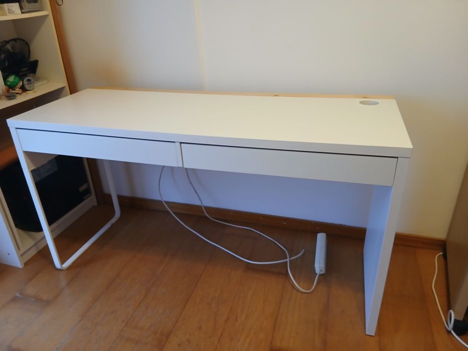 Secretária Micke ikea