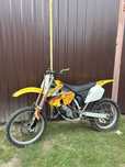 Suzuki rm 125 (yz sx cr kx)
