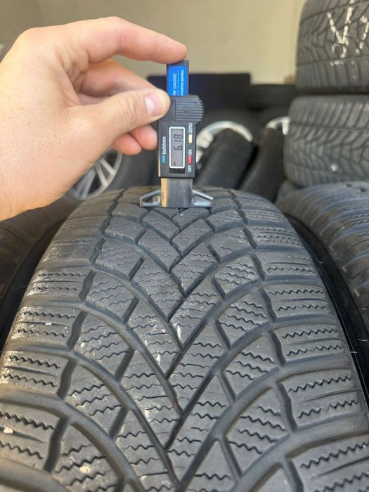 Шини зима BRIDGESTONE 255/60 R18 Blizzak.