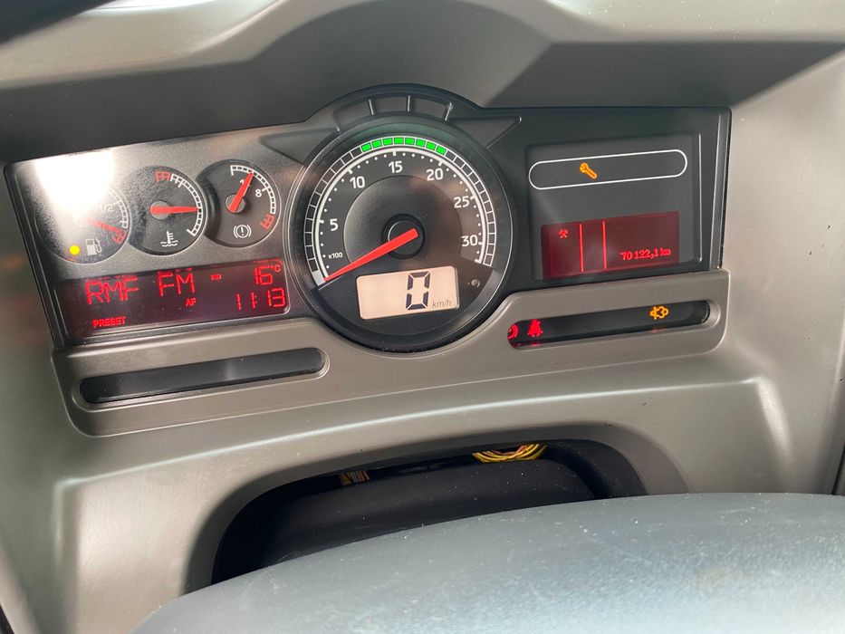 Renault Midlum 220 platforma + dźwig Hiab 077 Duo, 80 tys km