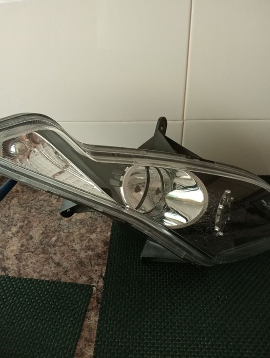 Peças variadas para KYMCO donwtonw 125 ou 300