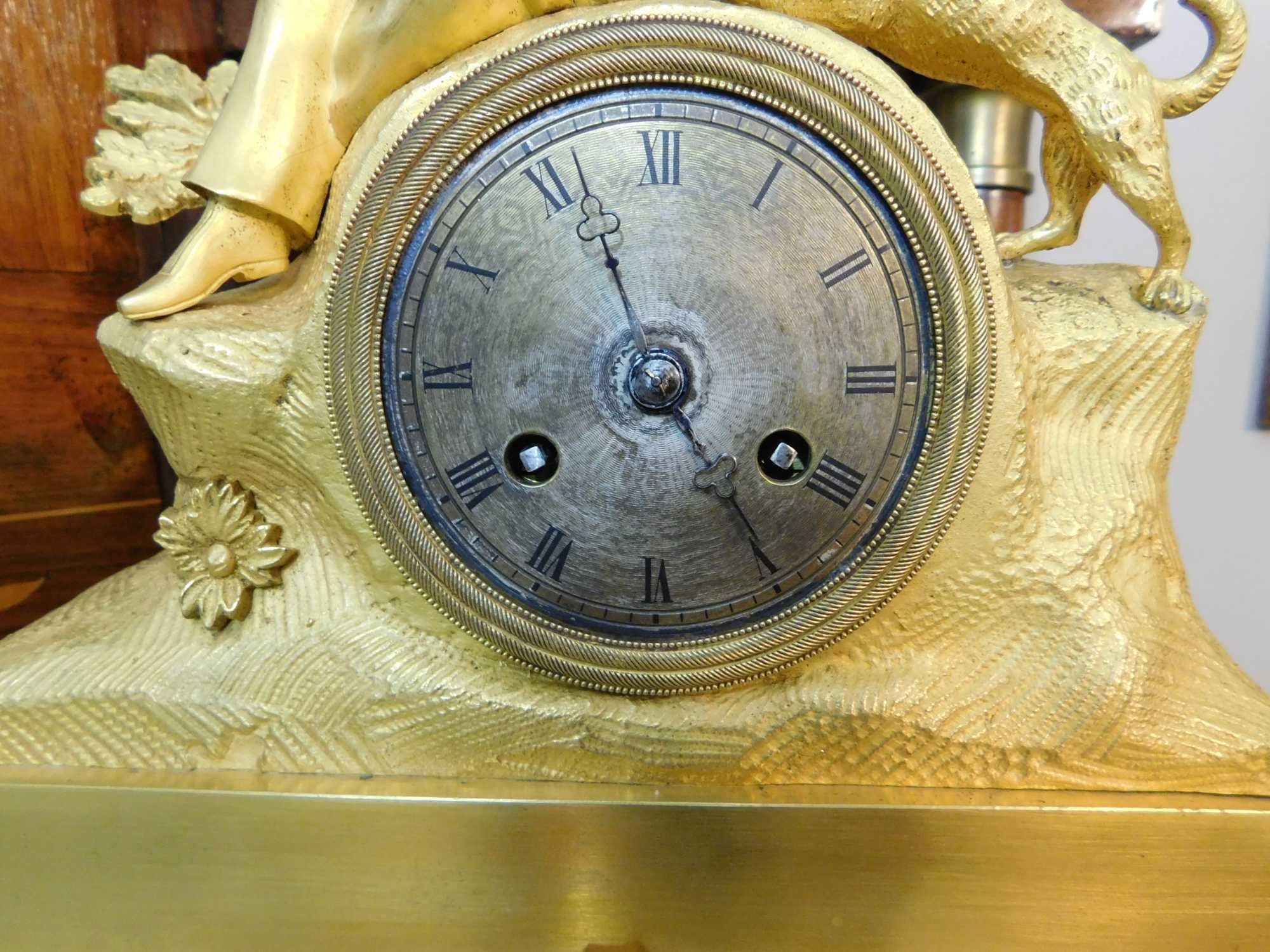 Zegar kominkowy brąz złocony z około 1830r i inne