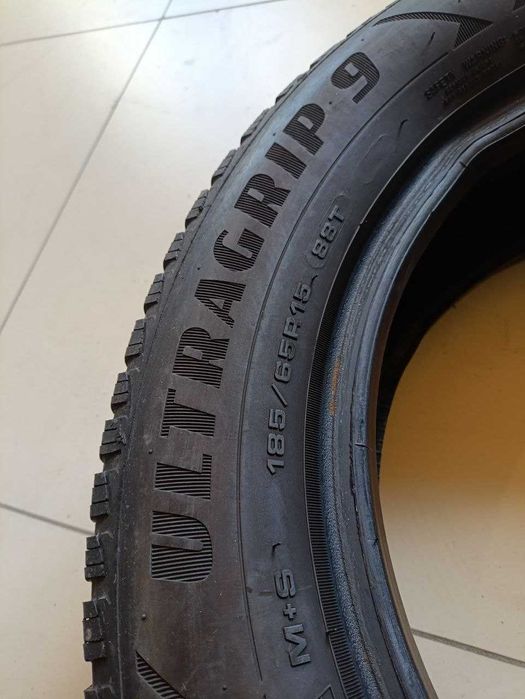 Распаровка 2-х шин б/у 185/65R15 88T Goodyear UltraGrip 9