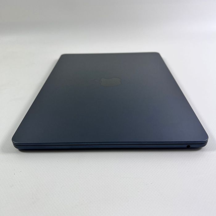 MacBook Air 13 2022 M2 8GB RAM 256GB SSD Midnight МАГАЗИН ГАРАНТІЯ