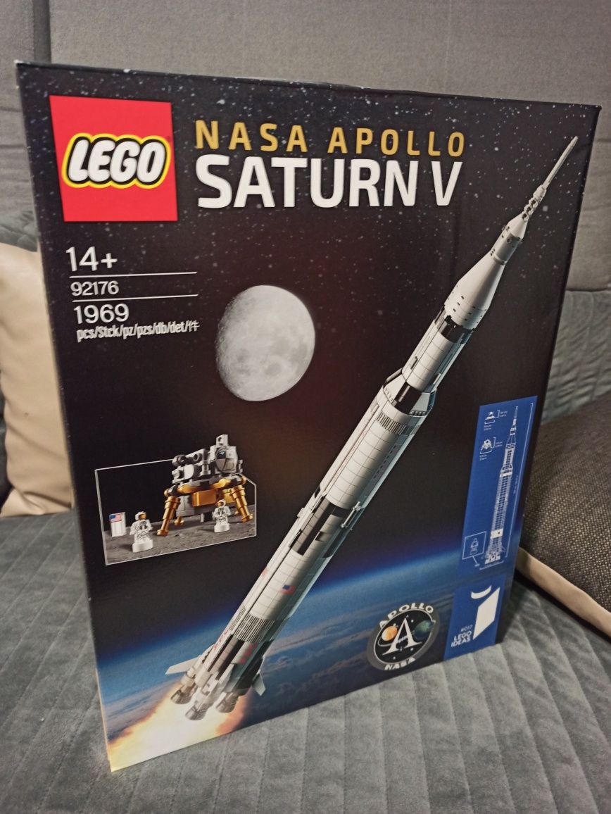 Klocki LEGO IDEAS 92176 NASA Apollo Saturn V