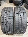 Opony zimowe 215/60/17C Vredestein 2szt 10mm 2023r