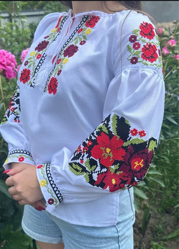 Вишиванка для дівчинки