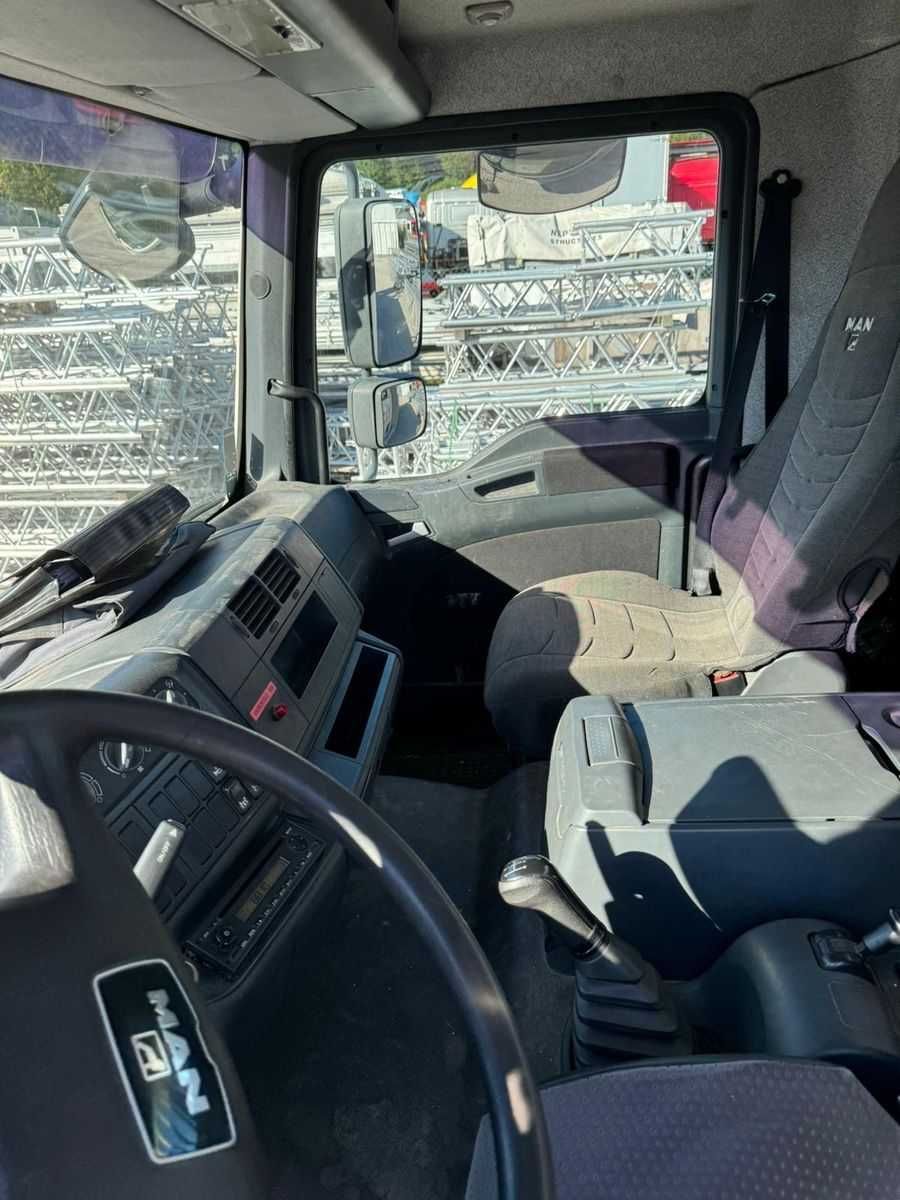 Бортовий автомобіль MAN TGM 18.340 краном маніпулятором Hiab 122 2010р