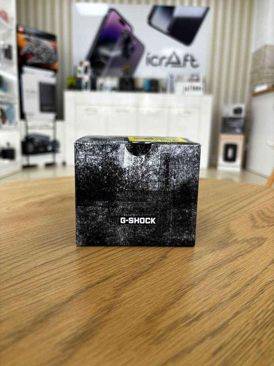 Годинник Casio G-Shock GM-2100-1AER