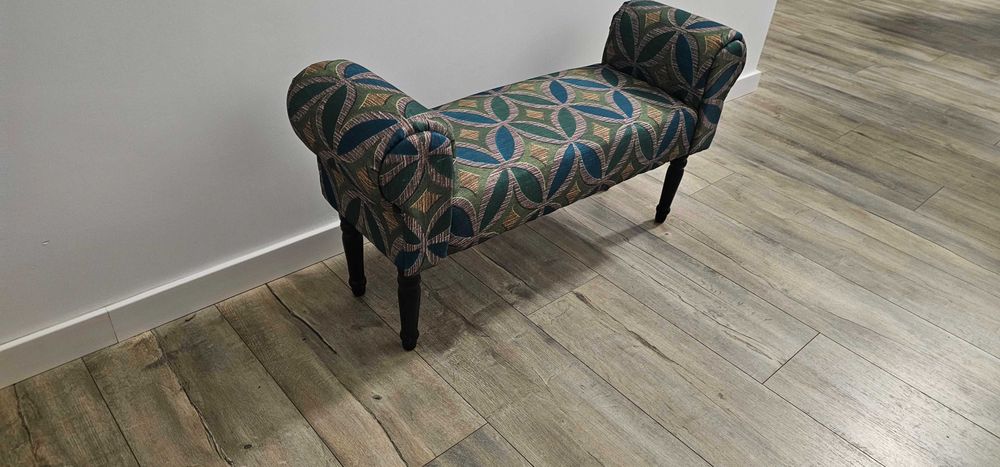 Sofka do przedpokoju