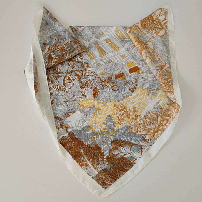 Delikatna apaszka damska