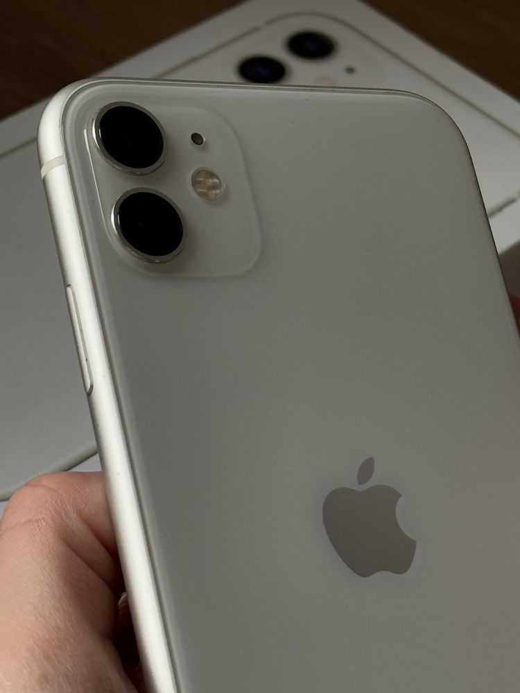 Smartfon APPLE iPhone 11 64GB Biały Toruń z pudełkiem