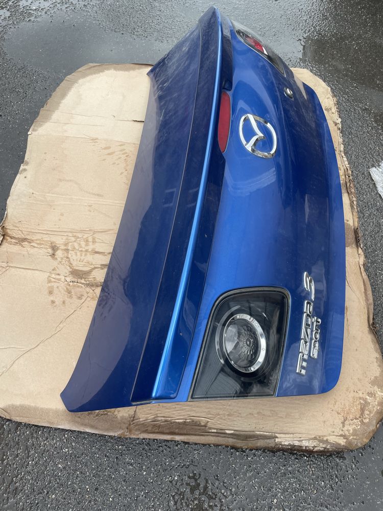 Кришка багажника Mazda 3 BK седан. Розборка!