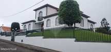 Moradia T5 para venda