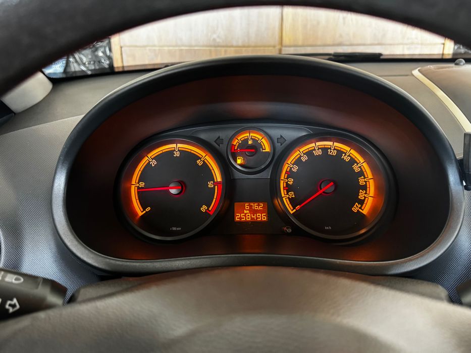 Opel Corsa D 1.3 2009