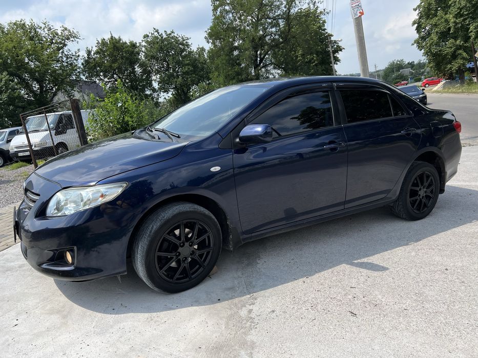 Тойота корола 1.6 автомат